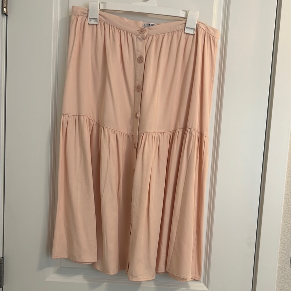 Women's Peach Button-Front Skirt